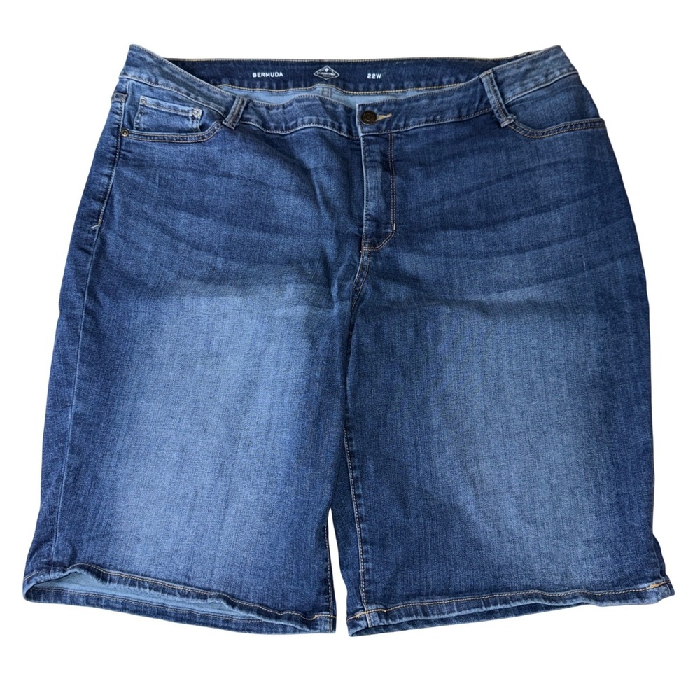 St. John's Bay Bermuda Shorts 22W Blue‎ Denim Medium Wash Mid Rise Plus Size